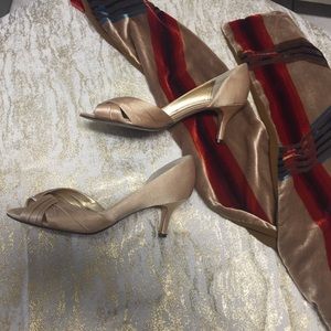 Nina Champagne Cloth Shoes Size 9 M